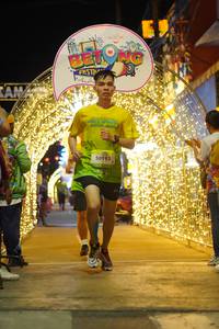 BIB: 50193
                            <button type="button" onclick="openModal(21832344)" class="btn btn-primary btn-sm float-right btn-popup" data-toggle="modal" data-target=".modal-high-quality">
                        <i class="fas fa-shopping-cart"></i> Add to Cart
                    </button>
                                            <button type="button" onclick="isThisMe(21832344, true)" class="btn btn-success btn-sm float-right btn-popup btn-isme hidden" data-toggle="tooltip" data-placement="bottom" title="นี่คือรูปของคุณใช่ไหม คลิกที่นี่เพื่อเอาเข้าอัลบั้ม">
                        <i class="fas fa-plus"></i> Add to album
                    </button>
                    <button type="button" onclick="isThisMe(21832344, false)" class="btn btn-warning btn-sm float-right btn-popup btn-isnotme hidden">
                        <i class="fas fa-ban"></i> Remove from album
                    </button>